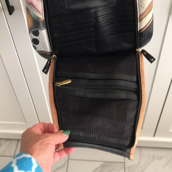 Magnifiaue Leather purse - Picture 4 of 9